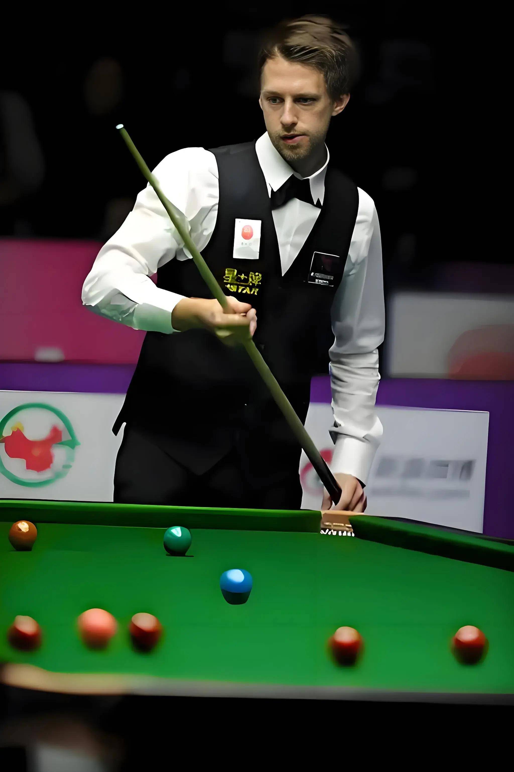 近期围绕球 近期围绕球