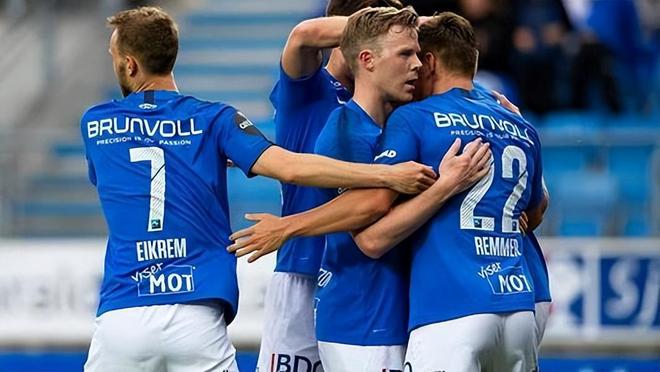 球队教练蒙 球队教练蒙