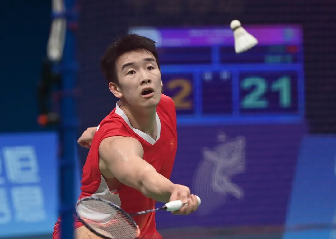 用身体对抗 用身体对抗