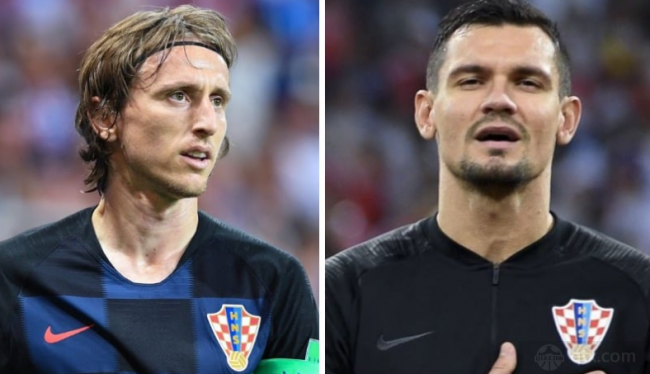 顿了一瞬 顿了一瞬